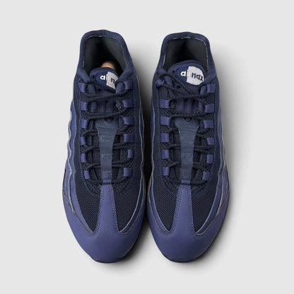 Nike Air Max 95 Sanded Purple, buty sportowe męskie w bardzo dobrym stanie rozmiar 46, widok z góry