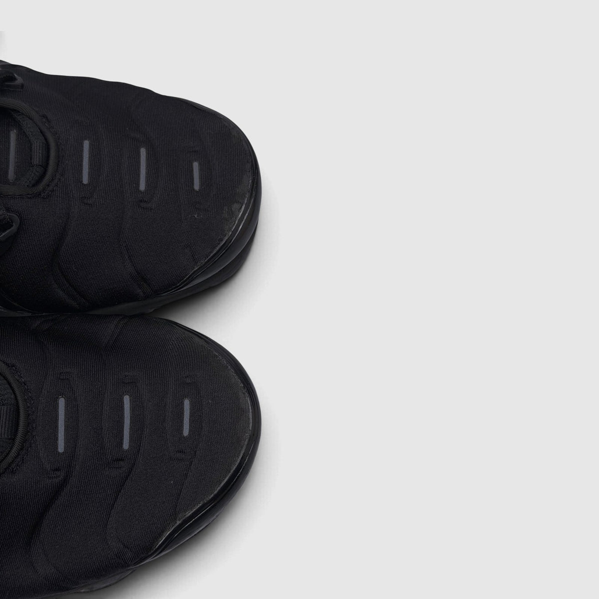 Nike Air VaporMax Plus Triple Black, buty sportowe męskie w bardzo dobrym stanie rozmiar 43, detal