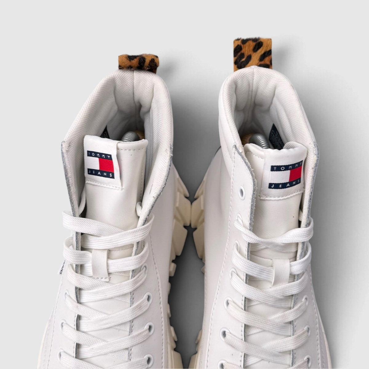 Tommy Hilfiger Tjw Vulc Flatform, botki damskie w bardzo dobrym stanie rozmiar 41, język buta