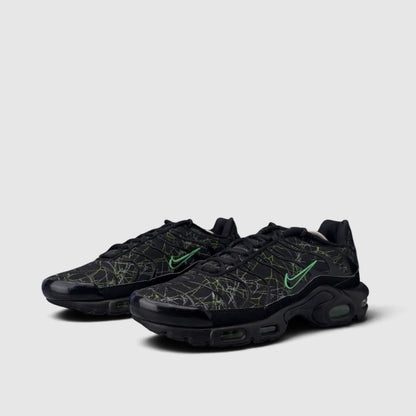 Nike Air Max Plus Black Green Strike, buty sportowe męskie w bardzo dobrym stanie rozmiar 44, para butów