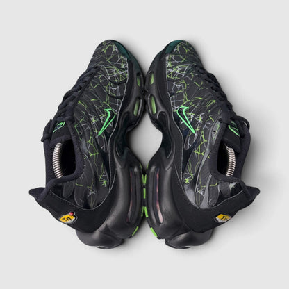 Nike Air Max Plus Black Green Strike, buty sportowe męskie w bardzo dobrym stanie rozmiar 44, widok z góry