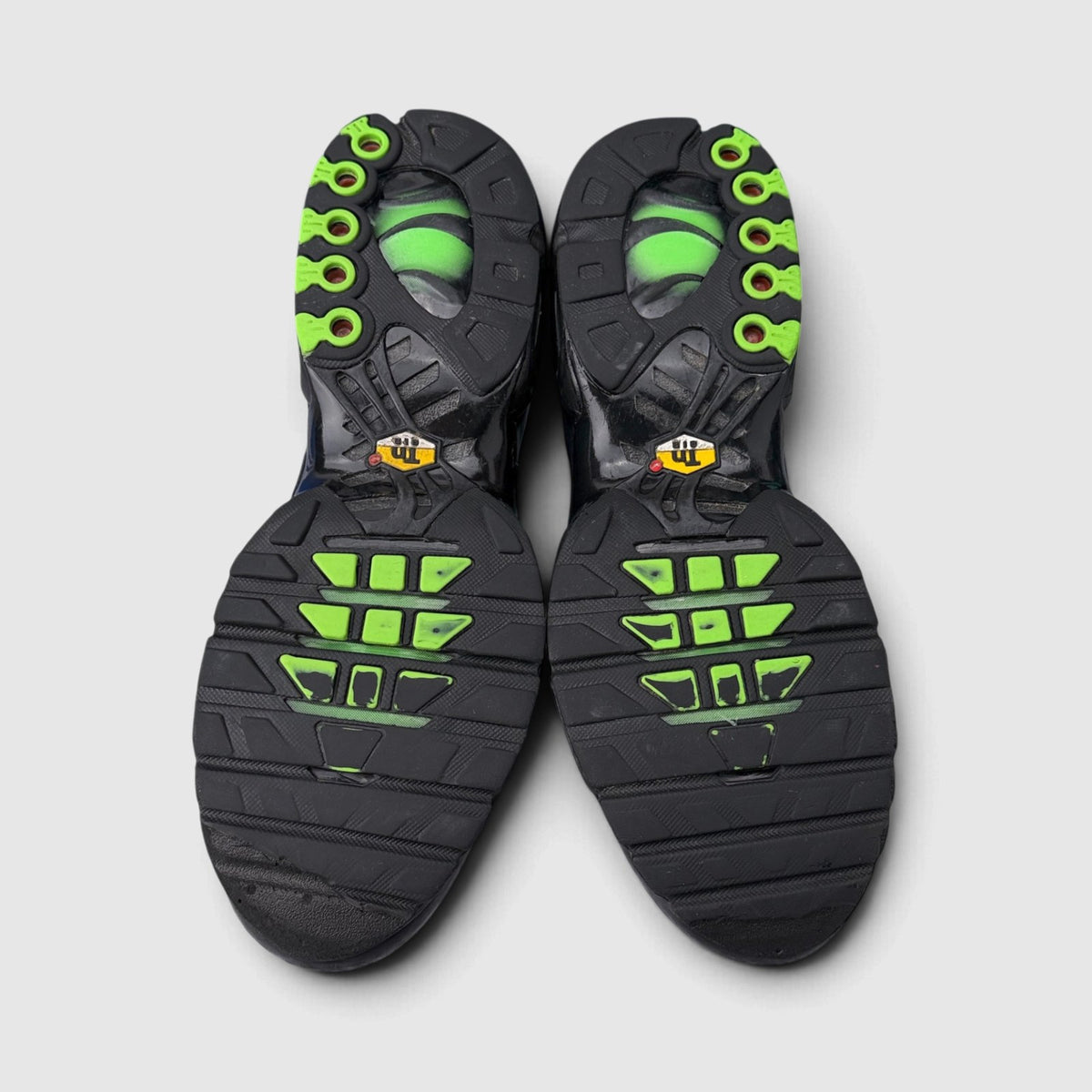 Nike Air Max Plus Black Green Strike, buty sportowe męskie w bardzo dobrym stanie rozmiar 44, podeszwa
