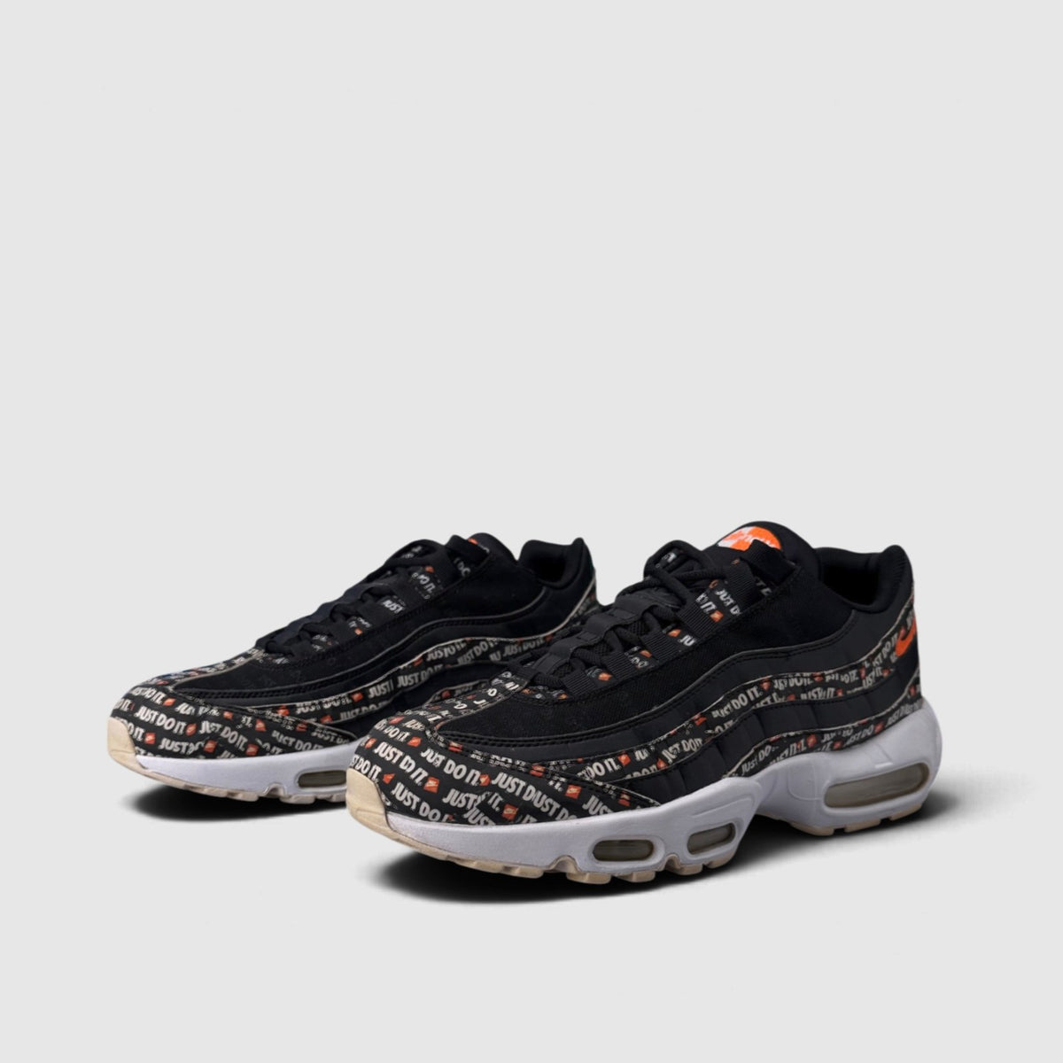 Nike Air Max 95 Just Do It Pack, buty sportowe męskie w bardzo dobrym stanie rozmiar 44.5, para butów