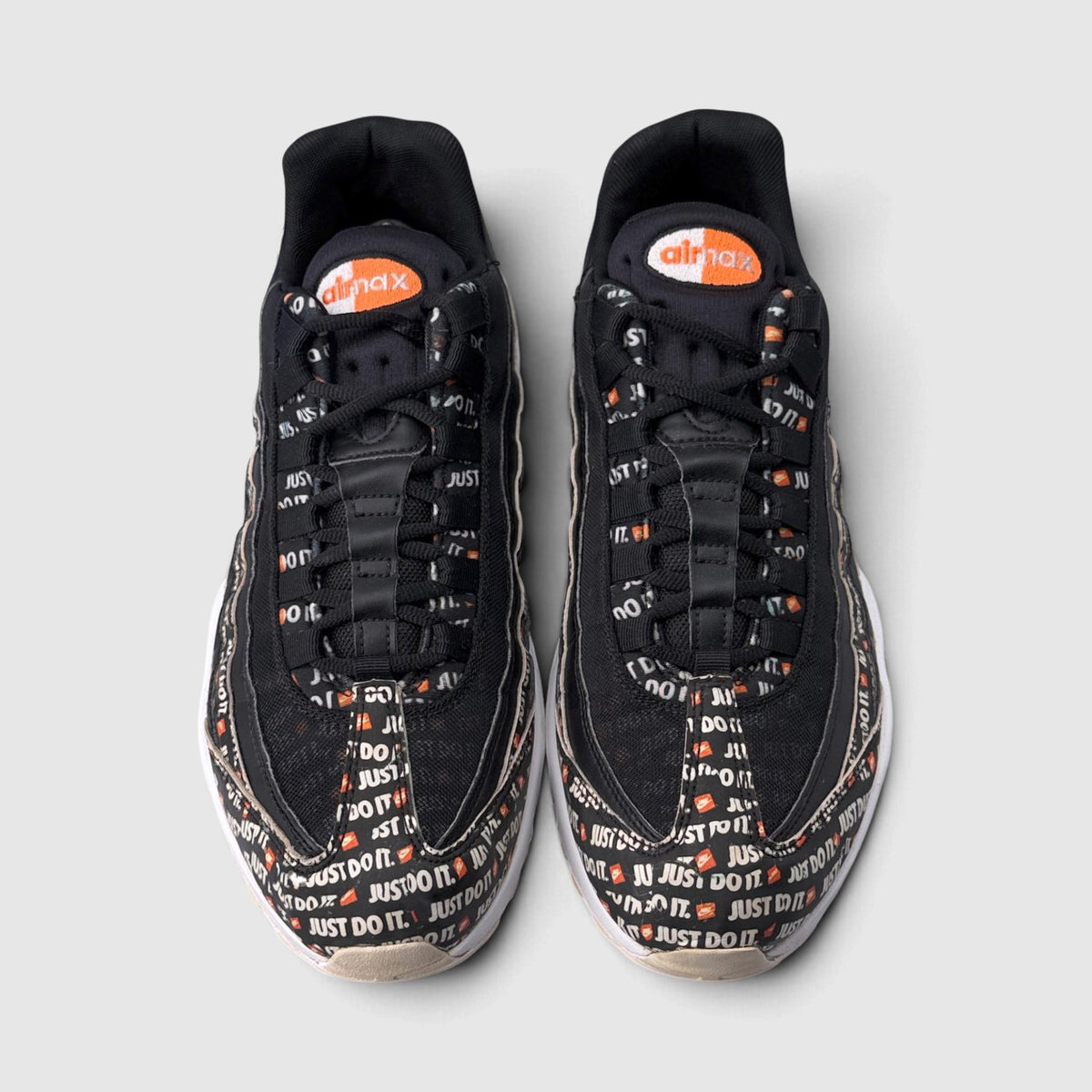 Nike Air Max 95 Just Do It Pack, buty sportowe męskie w bardzo dobrym stanie rozmiar 44.5, widok z przodu