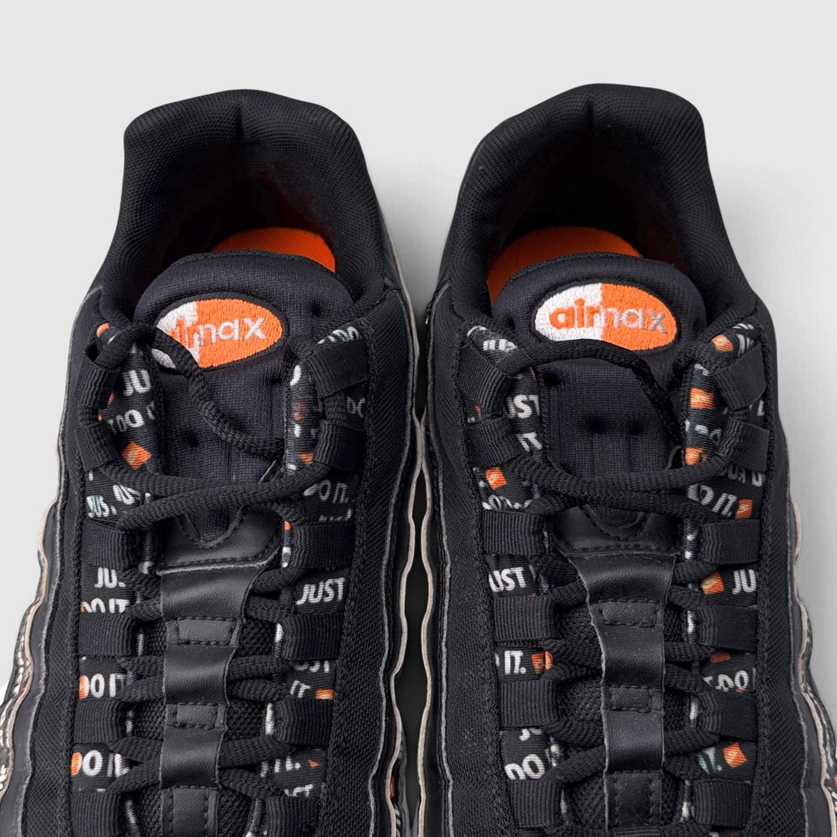 Nike Air Max 95 Just Do It Pack, buty sportowe męskie w bardzo dobrym stanie rozmiar 44.5, widok z góry