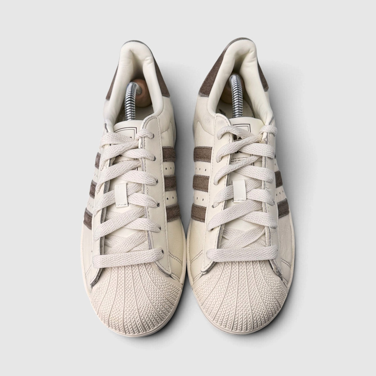 Adidas Superstar II, buty sportowe damskie w bardzo dobrym stanie rozmiar 39 1/3, widok z góry