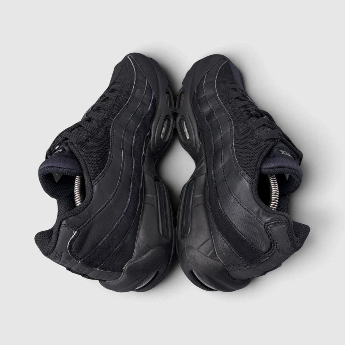Nike Air Max 95 Essential Triple Black, buty sportowe męskie w bardzo dobrym stanie rozmiar 45, para butów