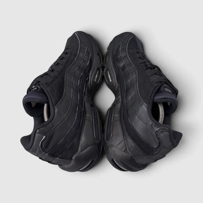 Nike Air Max 95 Essential Triple Black, buty sportowe męskie w bardzo dobrym stanie rozmiar 45, para butów