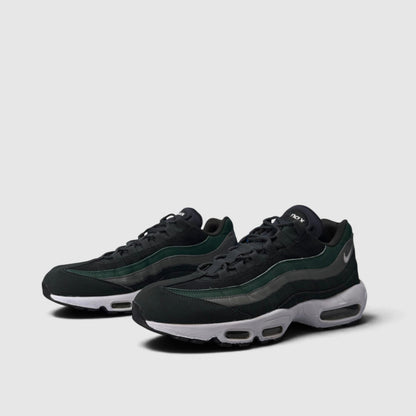 Nike Air Max 95, buty sportowe męskie w bardzo dobrym stanie rozmiar 46, para butów