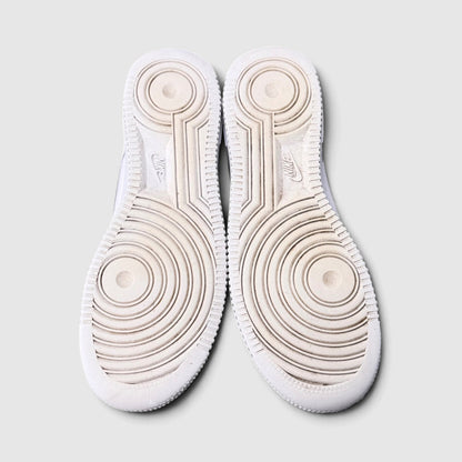 Nike Air Force 1 Low FlyEase Triple White, buty sportowe męskie w bardzo dobrym stanie rozmiar 42, podeszwa