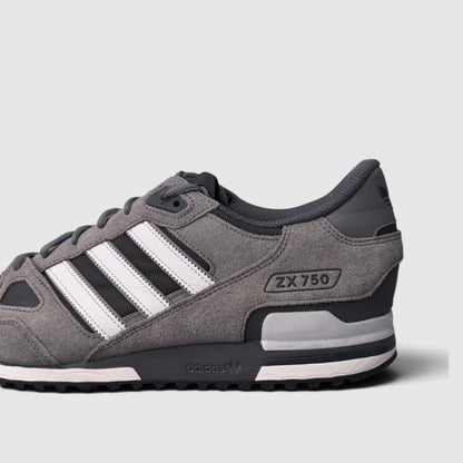 Adidas ZX 750, buty sportowe męskie w bardzo dobrym stanie rozmiar 46 2/3, boczny profil, lewa strona