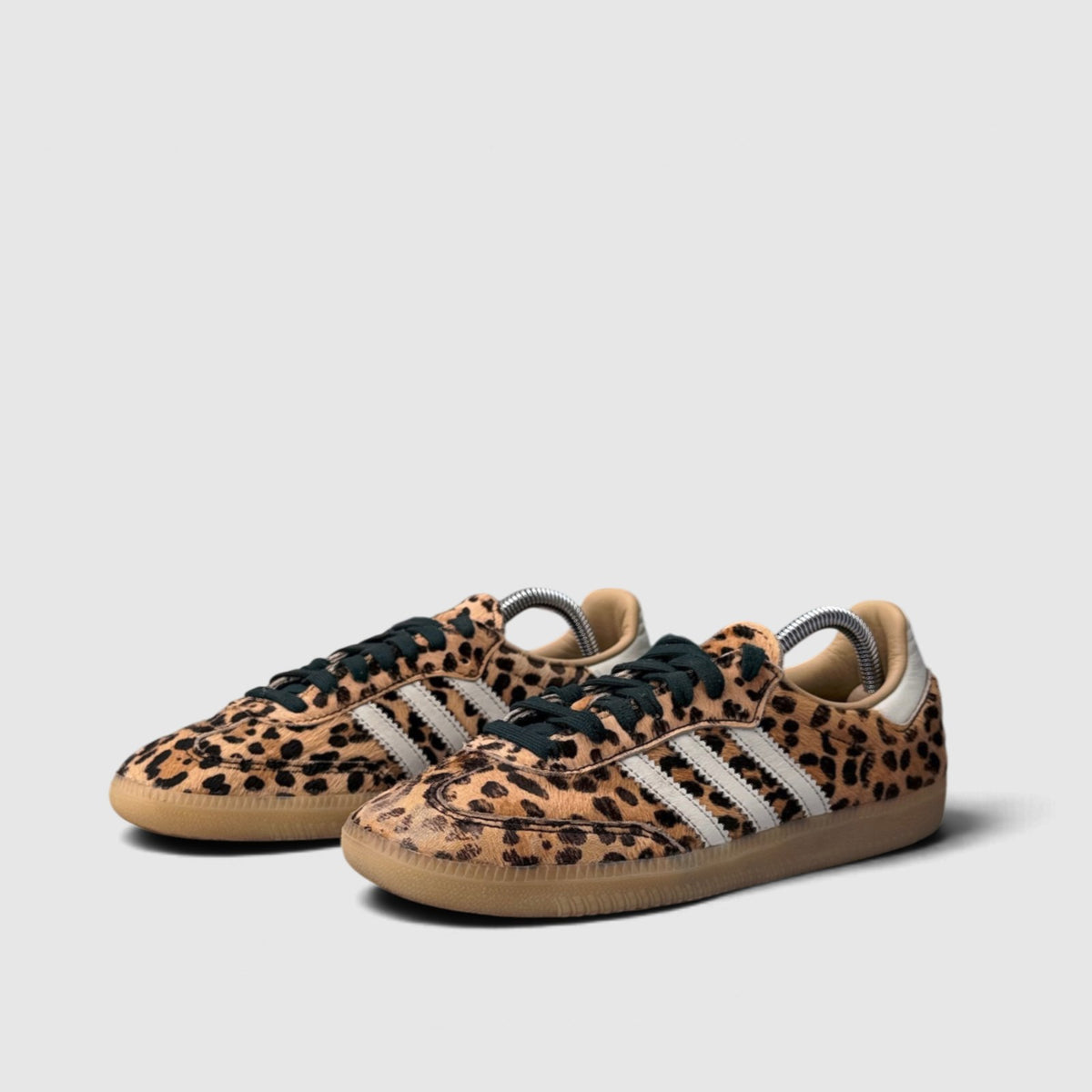 Adidas Samba Leopard Magic, buty sportowe damskie w bardzo dobrym stanie rozmiar 39 1/3, para butów