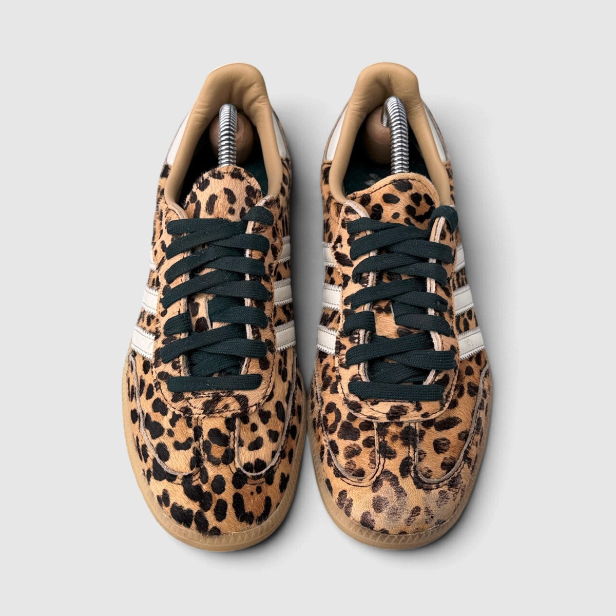 Adidas Samba Leopard Magic, buty sportowe damskie w bardzo dobrym stanie rozmiar 39 1/3, widok z góry