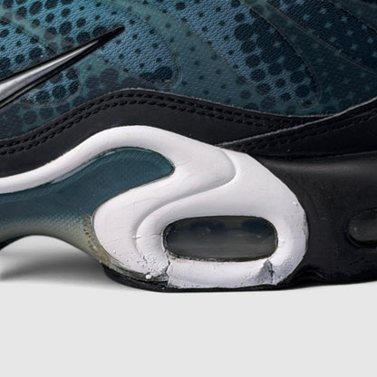 Nike Air Max Plus Black Dusty Cactus, buty sportowe męskie w dobrym stanie rozmiar 42.5, detal