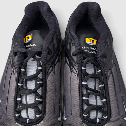 Nike Air Max Plus III Wolf Grey, buty sportowe męskie w bardzo dobrym stanie rozmiar 42, język buta