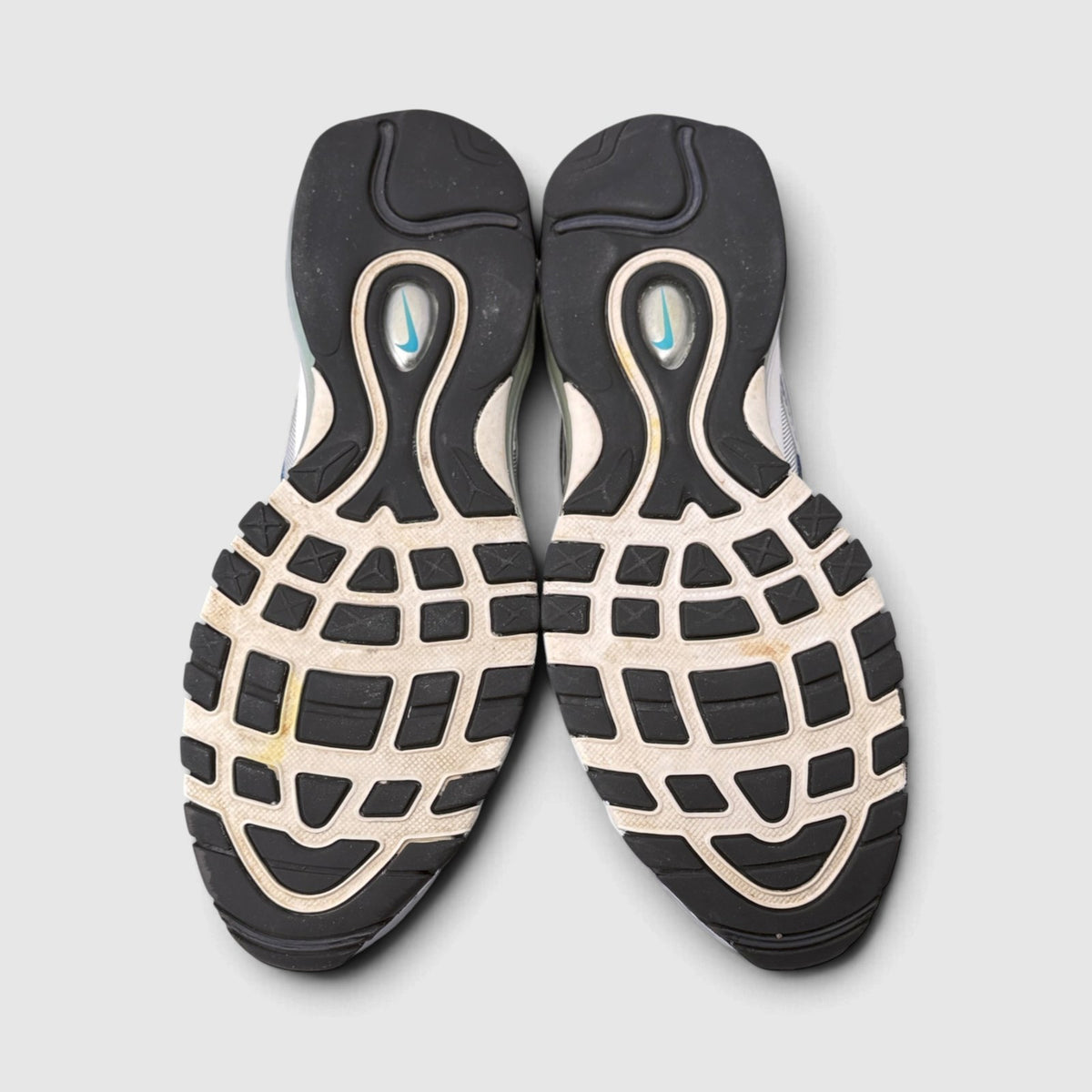 Nike Air Max 97, buty sportowe męskie w bardzo dobrym stanie rozmiar 41, podeszwa
