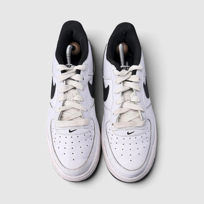 Nike Air Force 1 Low, buty sportowe damskie w bardzo dobrym stanie rozmiar 39, widok z góry