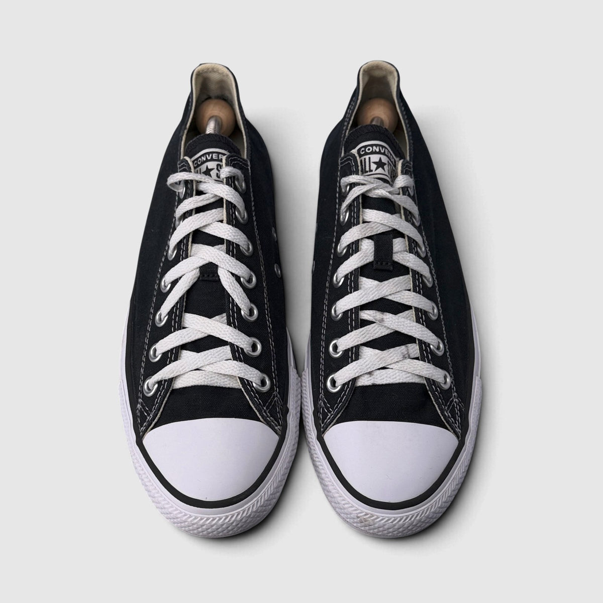 Converse Chuck Taylor All Star Black, buty sportowe męskie w bardzo dobrym stanie rozmiar 44, widok z przodu