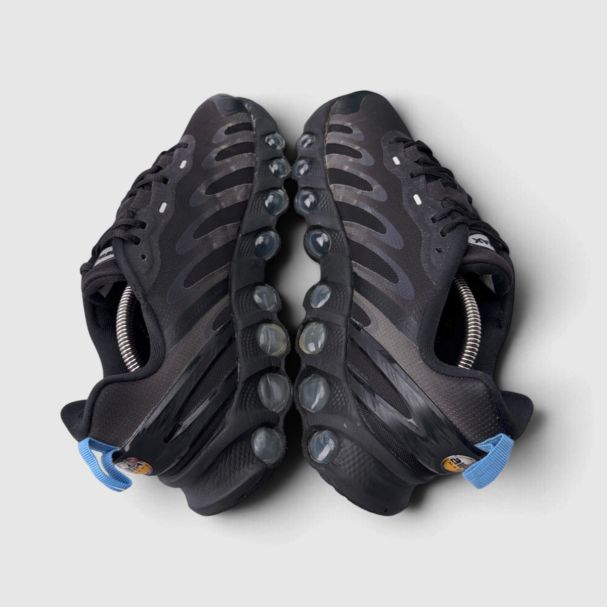 Nike Air Max DN8 Black University Blue, buty sportowe męskie w bardzo dobrym stanie rozmiar 43, podeszwa