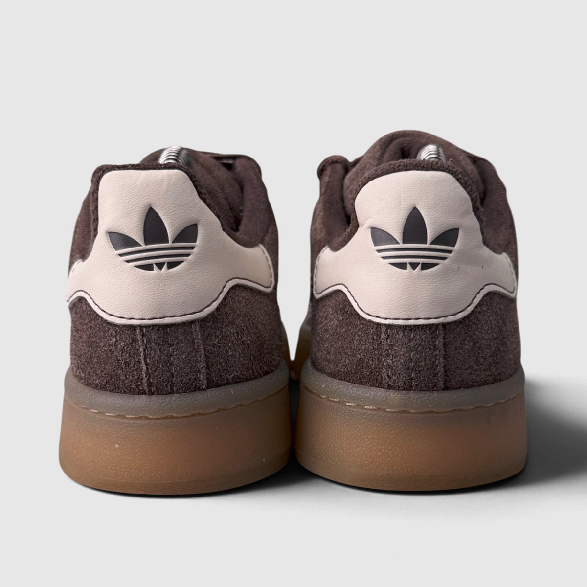 Adidas Campus 00s Earth Strata, buty sportowe damskie w bardzo dobrym stanie rozmiar 38 2/3, widok z tyłu
