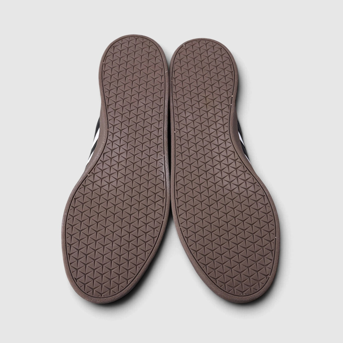 Adidas VL Court Base White Black, buty sportowe męskie w bardzo dobrym stanie rozmiar 46, podeszwa