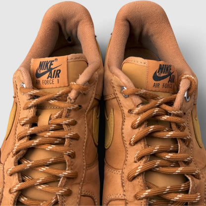 Nike Air Force 1 '07 WB Flax, buty sportowe męskie w bardzo dobrym stanie rozmiar 44.5, widok z góry