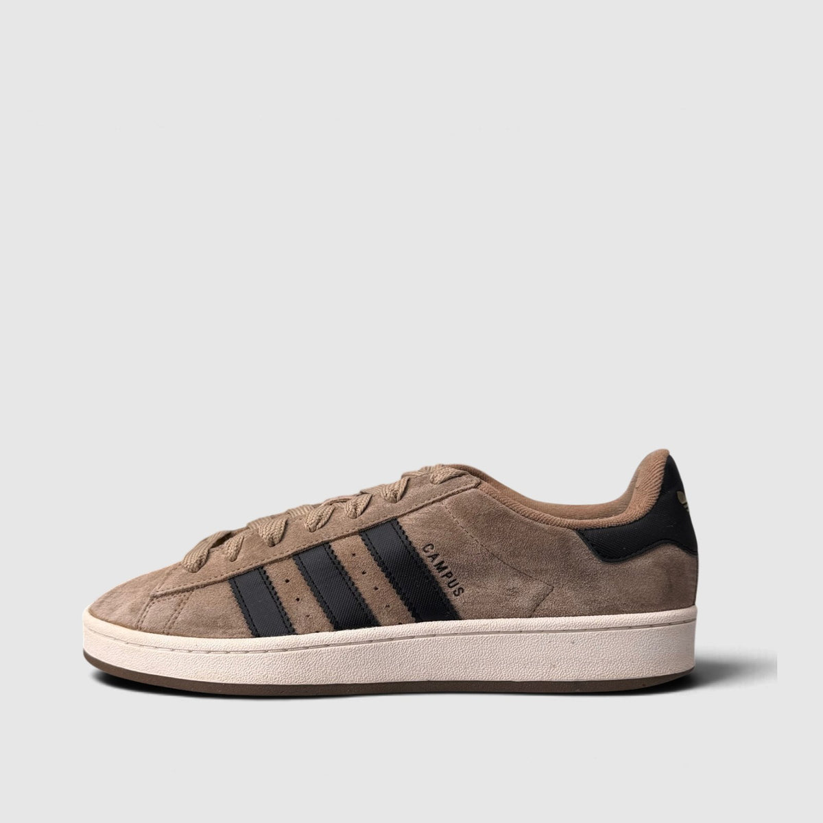 Adidas Campus, buty sportowe męskie w bardzo dobrym stanie rozmiar 46, boczny profil, lewa strona
