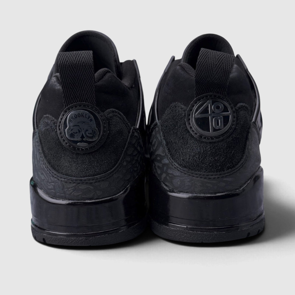 Nike Air Jordan Spizike Low, buty sportowe męskie w bardzo dobrym stanie rozmiar 44, widok z tyłu