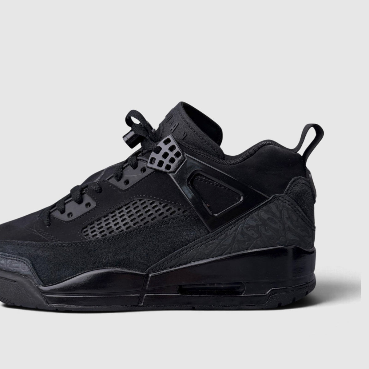 Nike Air Jordan Spizike Low, buty sportowe męskie w bardzo dobrym stanie rozmiar 44, boczny profil, lewa strona