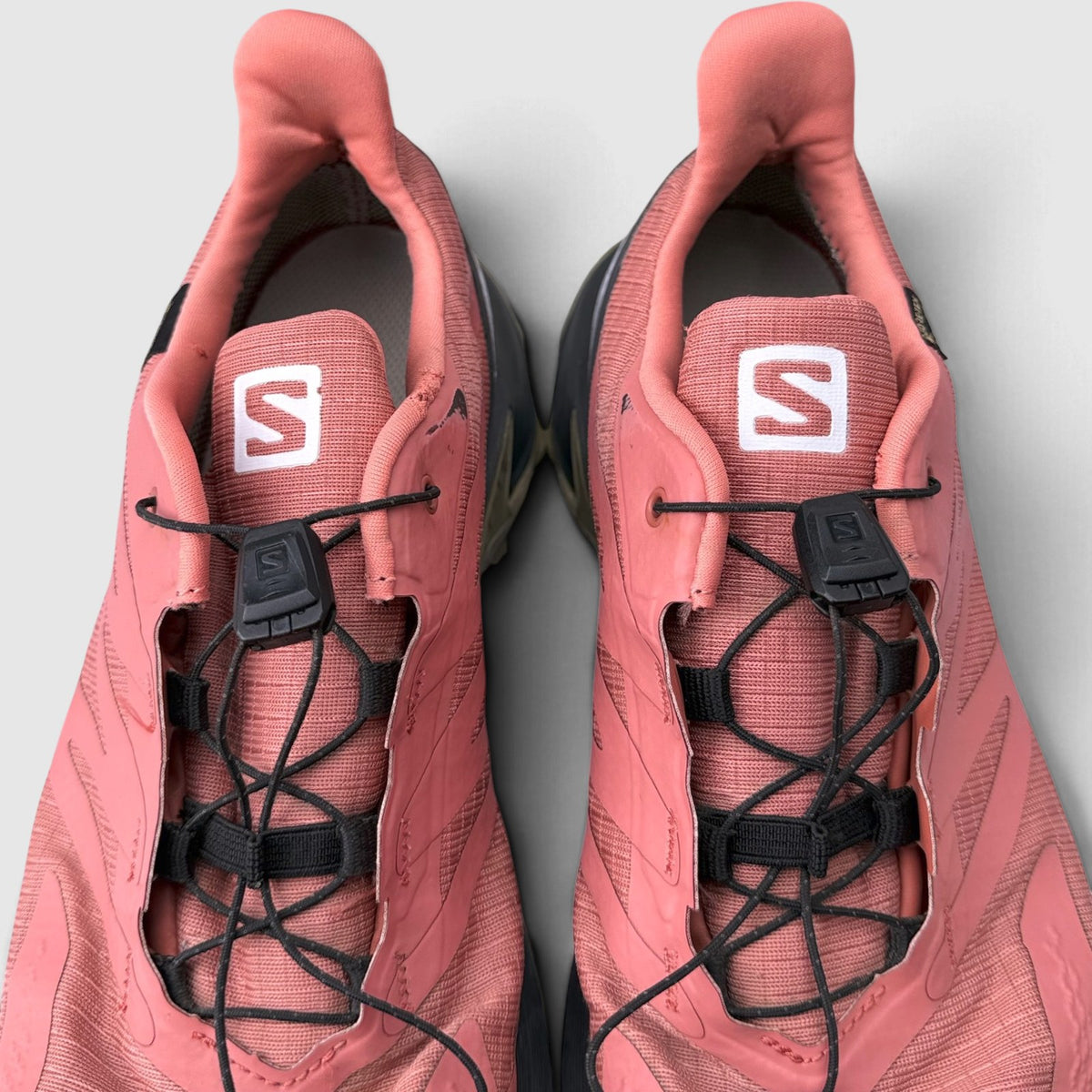 Salomon Supercross GTX, trekkingi damskie w bardzo dobrym stanie rozmiar 40.5, detal