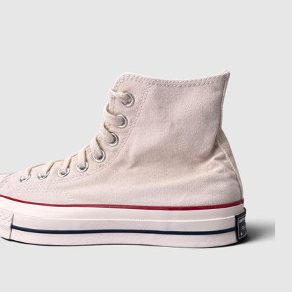 Converse Chuck Taylor All Star High Top Parchment, buty sportowe damskie w bardzo dobrym stanie rozmiar 39.5, boczny profil, prawa strona