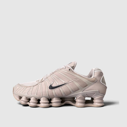 Nike Shox TL, buty sportowe męskie w bardzo dobrym stanie rozmiar 45.5, boczny profil, lewa strona