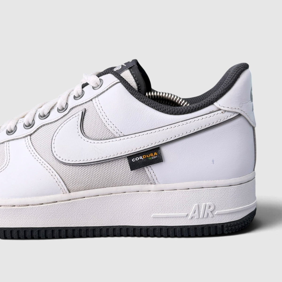 Nike Air Force 1 Low White Cordura, buty sportowe męskie w bardzo dobrym stanie rozmiar 43, detal