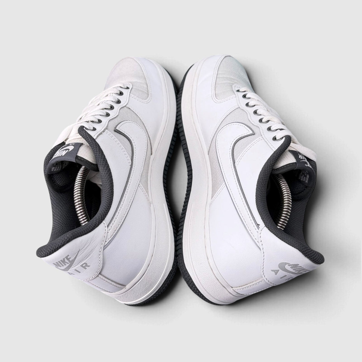 Nike Air Force 1 Low White Cordura, buty sportowe męskie w bardzo dobrym stanie rozmiar 43, widok z góry