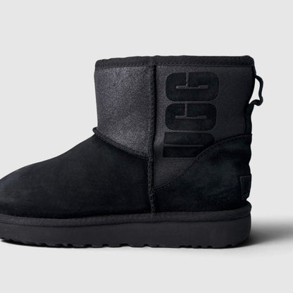 UGG Classic, śniegowce damskie w bardzo dobrym stanie rozmiar 38, boczny profil, prawa strona