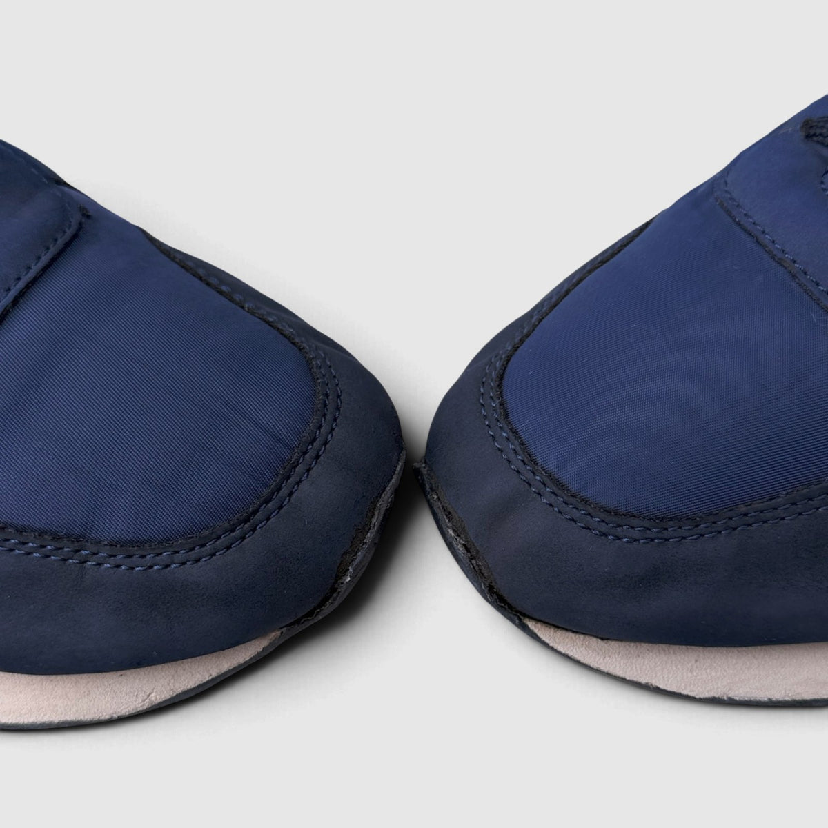 Tommy Hilfiger Flag Low Cut, buty sportowe damskie w dobrym stanie rozmiar 40, widok z przodu