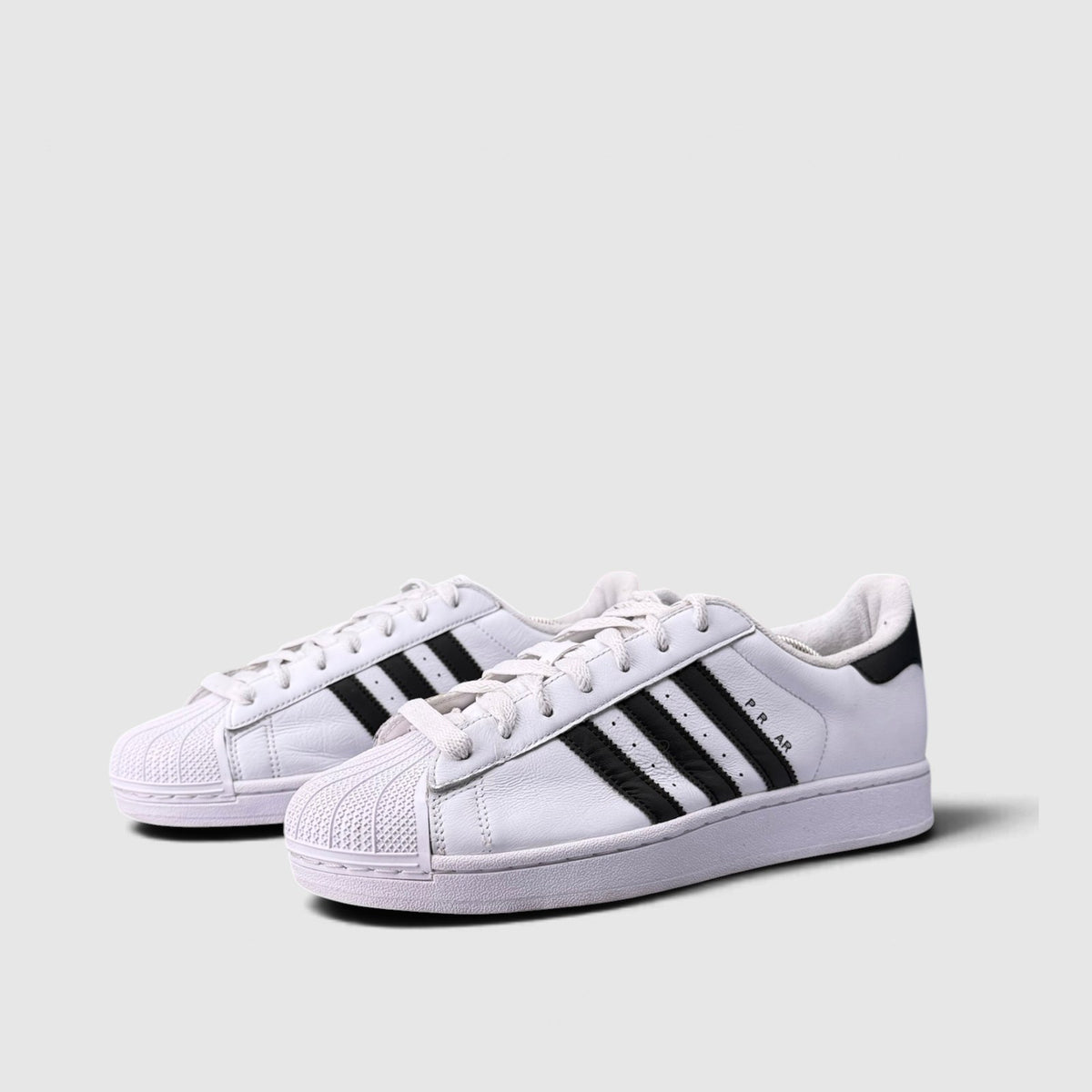 Adidas Superstar II, buty sportowe męskie w bardzo dobrym stanie rozmiar 44, para butów