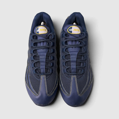 Nike Air Max 95 Michigan, buty sportowe męskie w bardzo dobrym stanie rozmiar 43, widok z góry