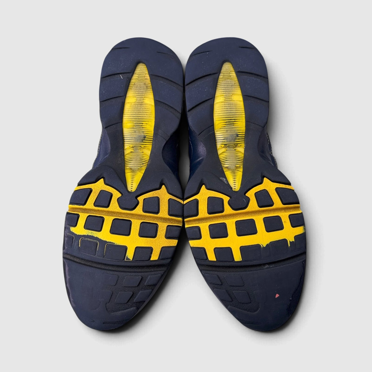 Nike Air Max 95 Michigan, buty sportowe męskie w bardzo dobrym stanie rozmiar 43, podeszwa