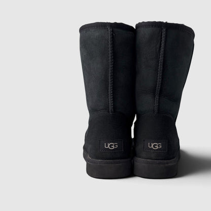 UGG CLASSIC SHORT II, śniegowce męskie w bardzo dobrym stanie rozmiar 43, widok z tyłu