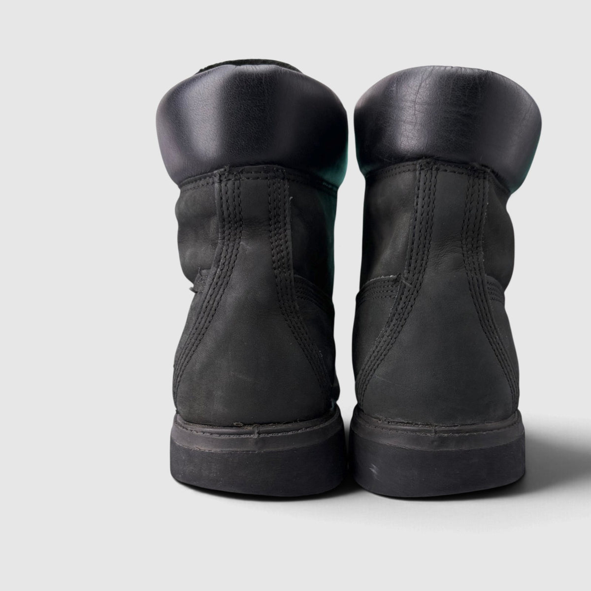 Timberland 6 In Premium, śniegowce męskie w bardzo dobrym stanie rozmiar 45.5, widok z tyłu