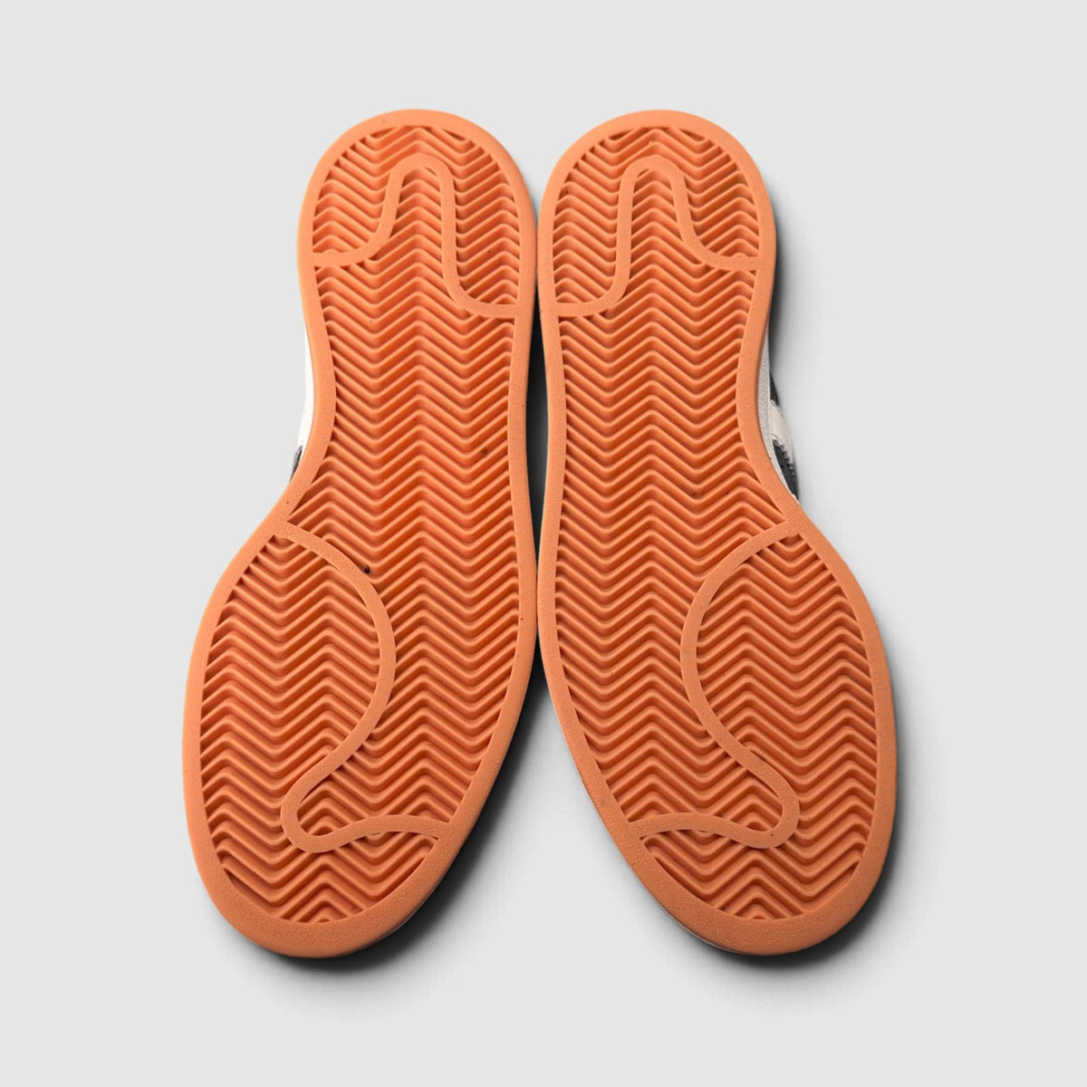 Adidas Campus 00s, buty sportowe męskie w bardzo dobrym stanie rozmiar 42 2/3, podeszwa