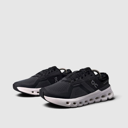 On Cloudrunner 2, buty sportowe męskie w bardzo dobrym stanie rozmiar 41, para butów