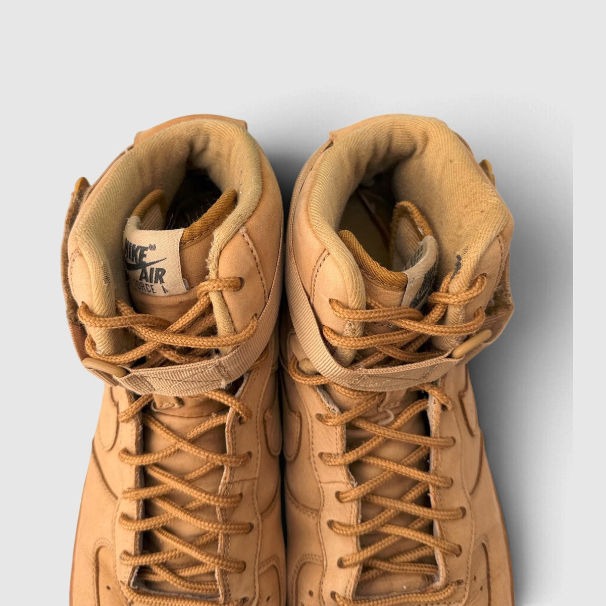 Nike Air Force 1 High Flax, buty sportowe męskie w bardzo dobrym stanie rozmiar 44, widok z góry