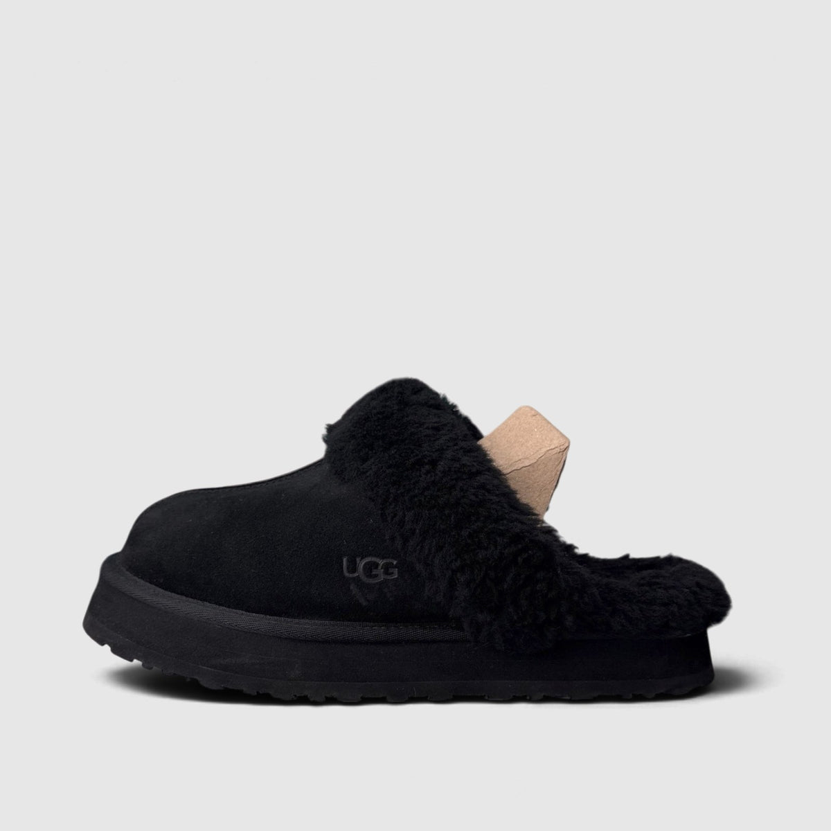 UGG Clogs, kapcie damskie w bardzo dobrym stanie rozmiar 43, boczny profil, lewa strona