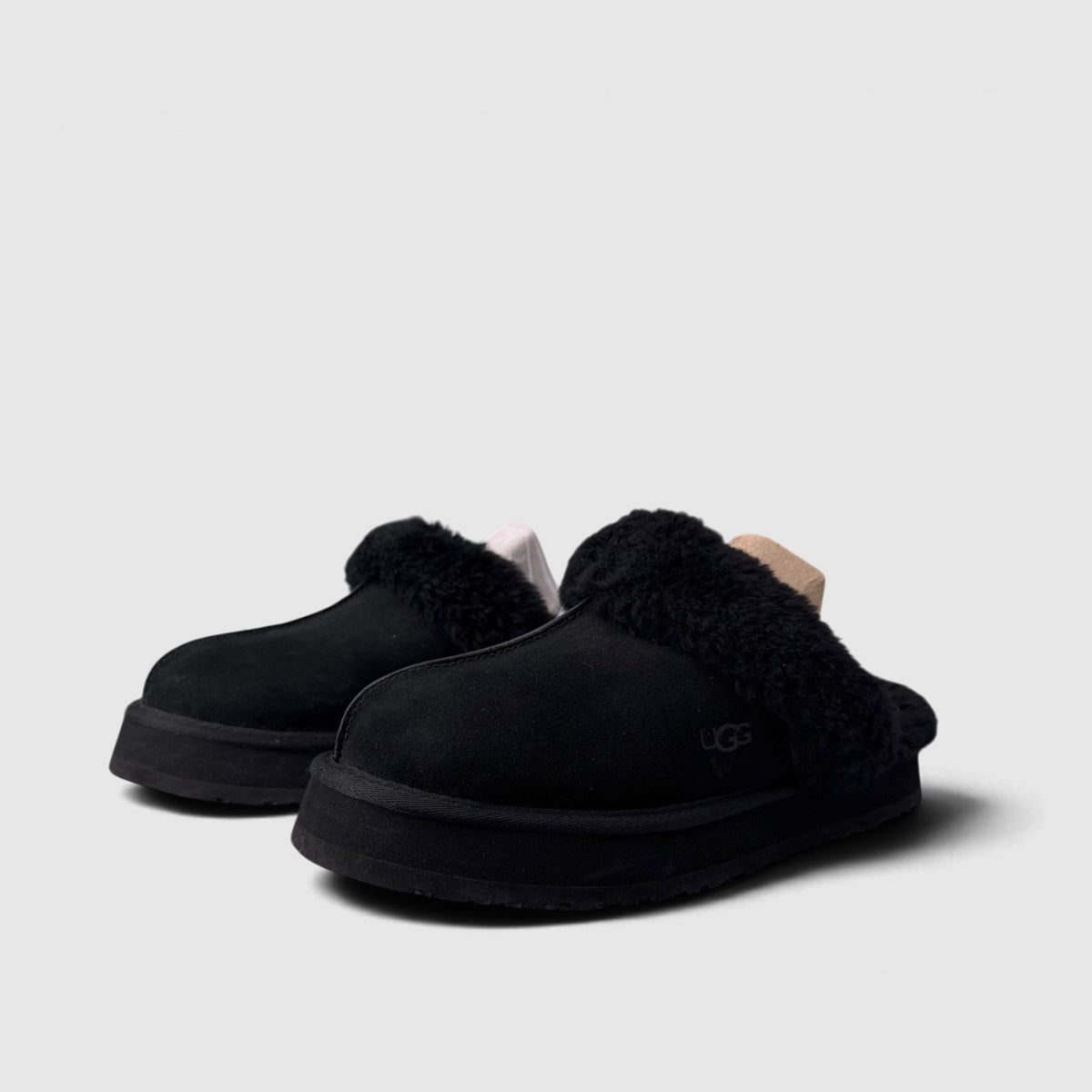 UGG Clogs, kapcie damskie w bardzo dobrym stanie rozmiar 43, para butów