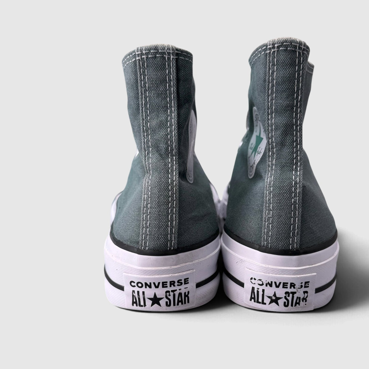 Converse Chuck Taylor All Star High Top Classic Black, buty sportowe damskie w bardzo dobrym stanie rozmiar 40, widok z tyłu