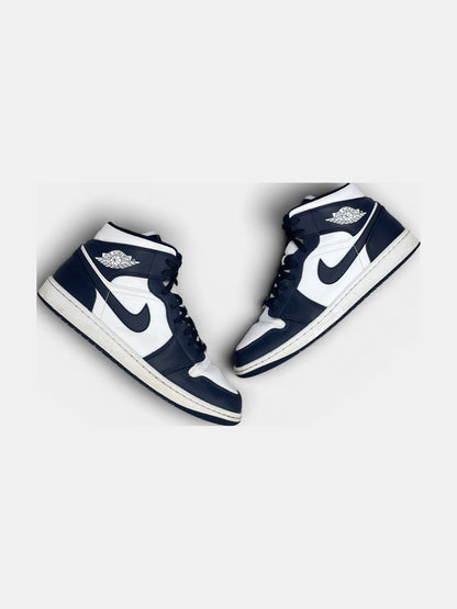 Nike Air Jordan 1 Mid rozmiar 44.5