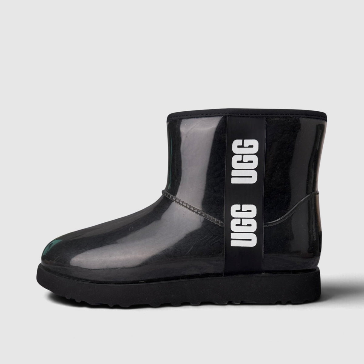 UGG Clear Mini, śniegowce damskie w bardzo dobrym stanie rozmiar 40, boczny profil, lewa strona