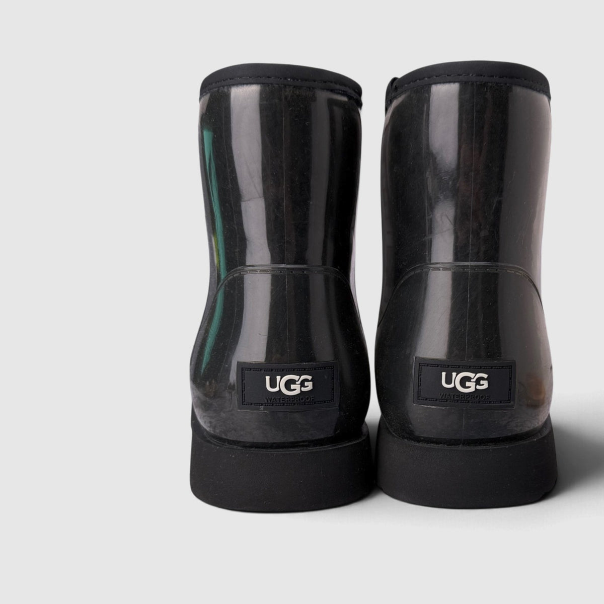UGG Clear Mini, śniegowce damskie w bardzo dobrym stanie rozmiar 40, widok z tyłu